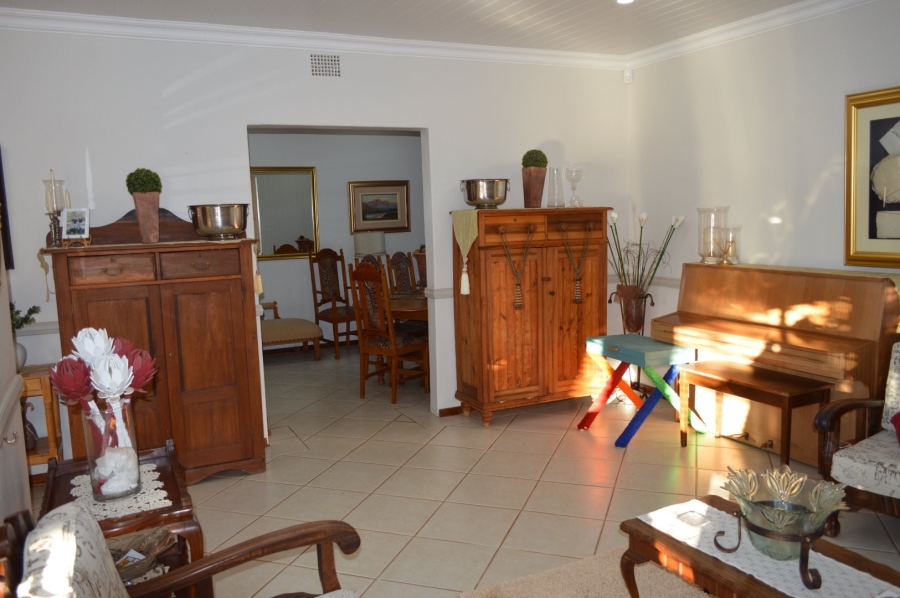 4 Bedroom Property for Sale in Flamwood North West